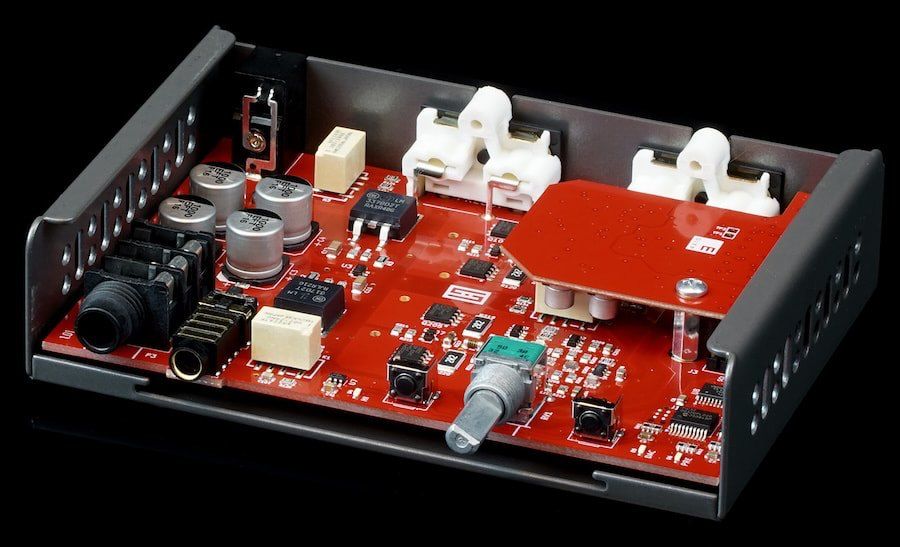 Schiit Magni 6: усилитель для наушников на 3 Вт с Halo и дискретной схемой — фото 2